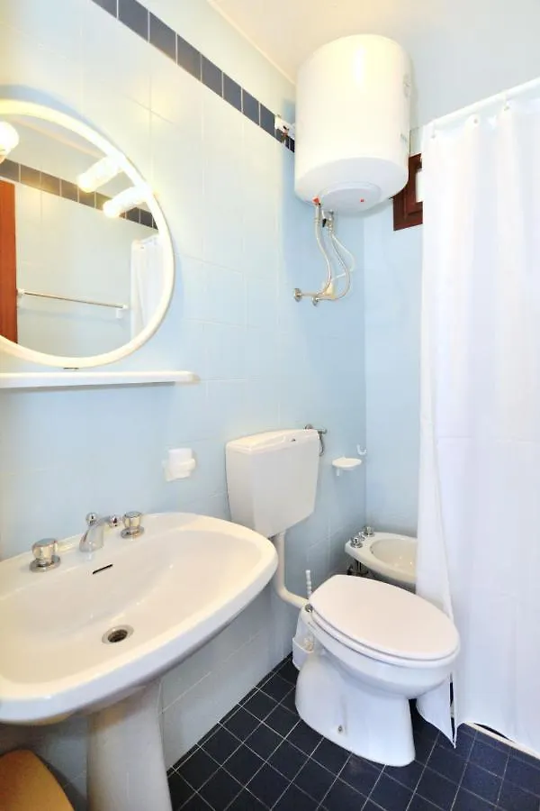 Apartment Cavallino By Interhome Bibione